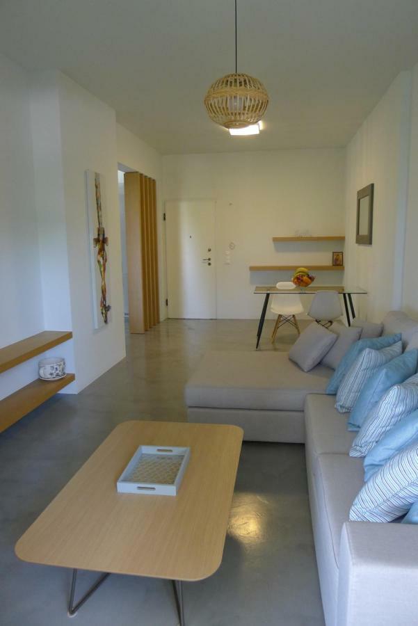 Apartment Deluxe In Vouliagmeni