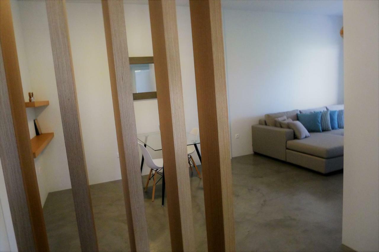 Deluxe In Vouliagmeni Apartment *