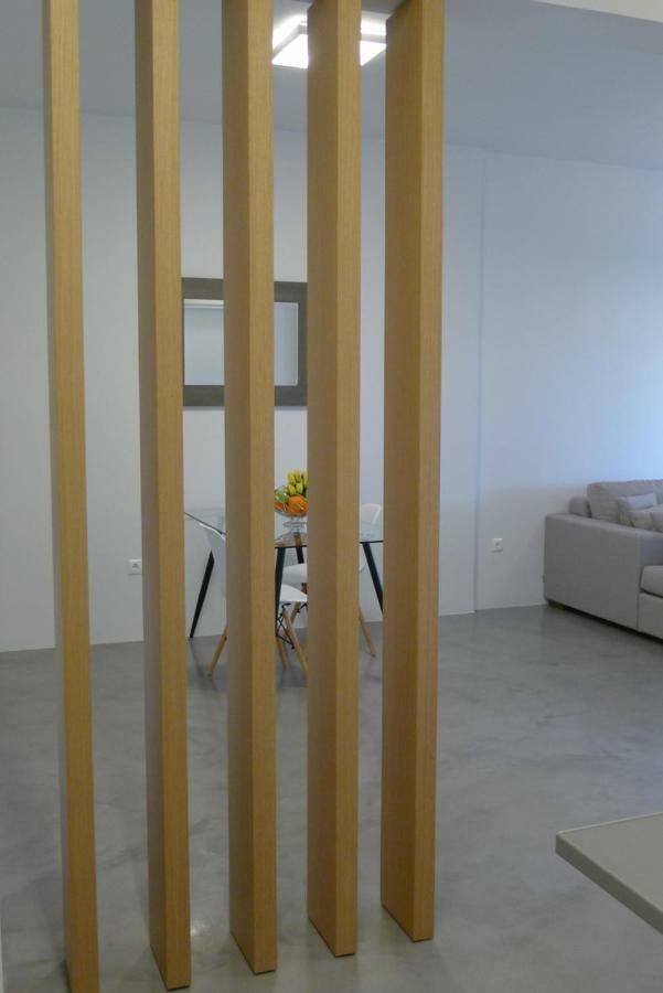 Deluxe In Vouliagmeni Apartment *